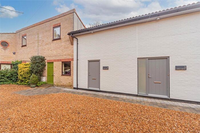 1 Bedroom Terraced House To Rent In Green End Road, Cambridge, CB4