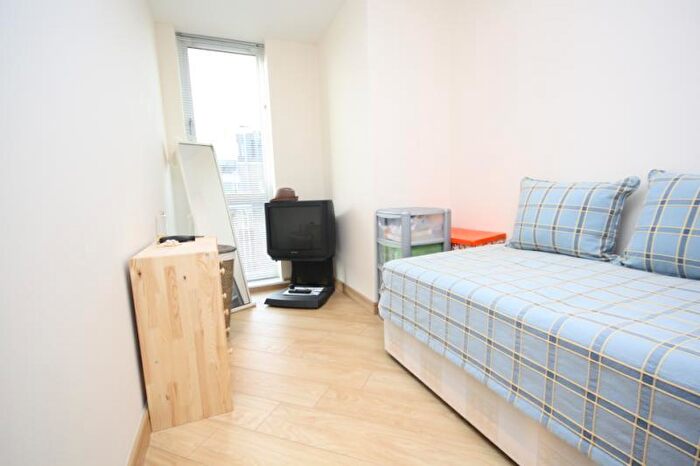 2 Bedroom Apartment To Rent In Printing House Square, Martyr Road, Guildford, GU1