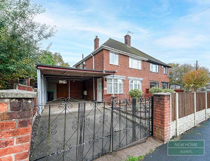 3 Bedroom Semi Detached House For Sale In Davey Road, Mansfield, NG18