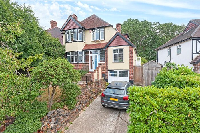 3 Bedroom Detached House For Sale In Braeside, Beckenham, BR3