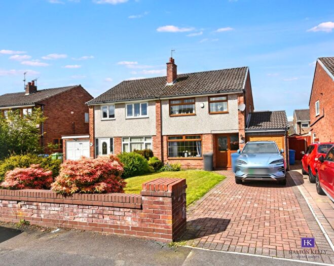 3 Bedroom Semi-Detached House For Sale In Duncansby Crescent, Great Sankey, WA5