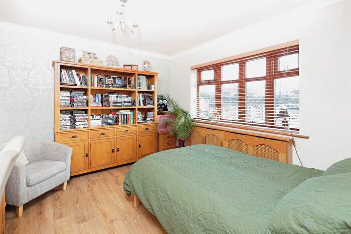 2 Bedroom Detached Bungalow For Sale In Fernhill Lane, Balsall Common, Coventry, CV7