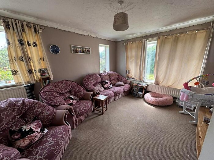 2 Bedroom Detached Bungalow For Sale In Drove Road, Whaplode Drove, Spalding, PE12