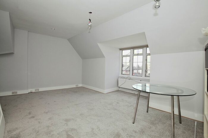 1 Bedroom Flat To Rent In Old Oak Common Lane, London, W3