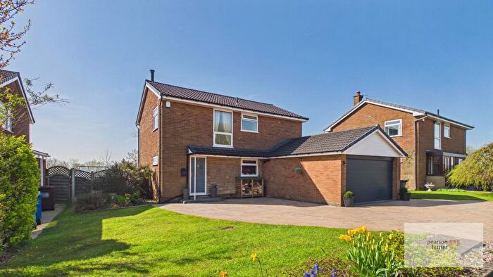 4 Bedroom Detached House For Sale In Sabden Close, Walmersley, Bury, BL9