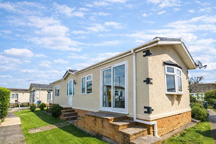 2 Bedroom Park Home For Sale In Dursley Vale Park, Woodfield Road, Dursley, GL11