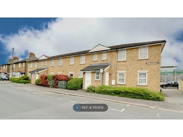 2 Bedroom Flat To Rent In Meridien, Hornchurch, RM11