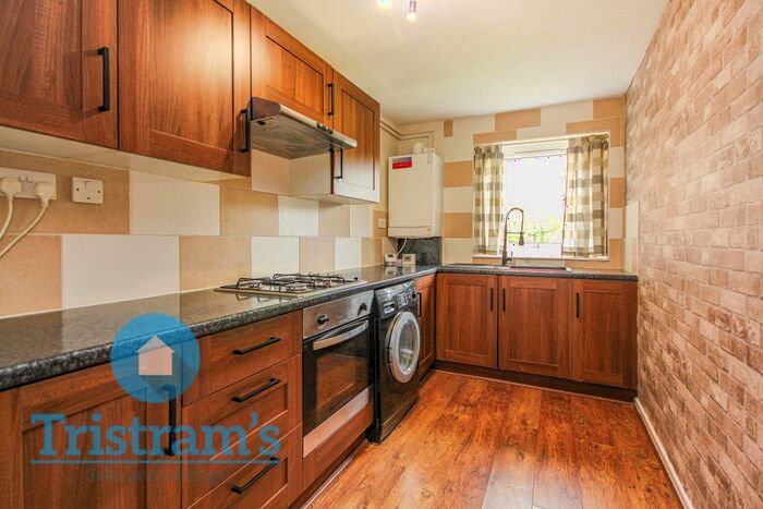 2 Bedroom Flat To Rent In Nidderdale, Wollaton, Nottingham, NG8