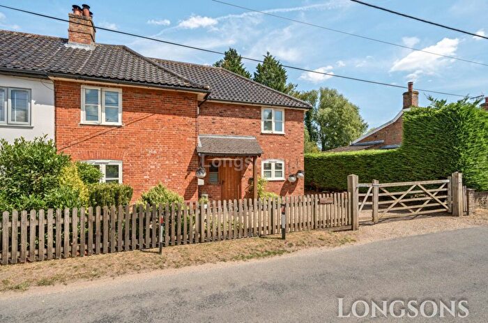 3 Bedroom Semi-Detached House For Sale In Cley Lane, Saham Toney, IP25