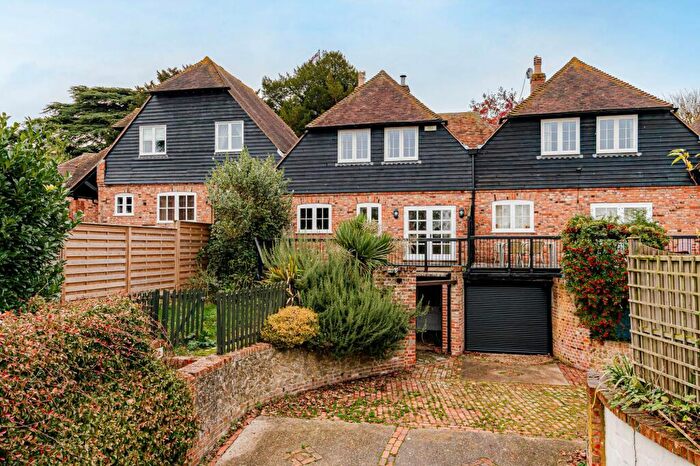 3 Bedroom Terraced House For Sale In Vicarage Lane, Selling, ME13