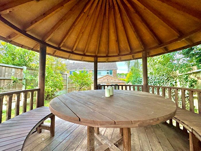 5 Bedroom Semi Detached House To Rent In Bed Student Home - Tenterden Drive, Canterbury, CT2