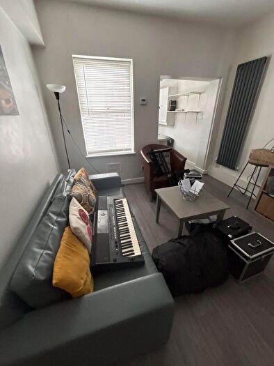 4 Bedroom House Of Multiple Occupation To Rent In Osmaston Street, Nottingham, NG7