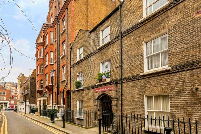 Studio To Rent In Dukes Lane Chambers, High Street Kensington, London, W8