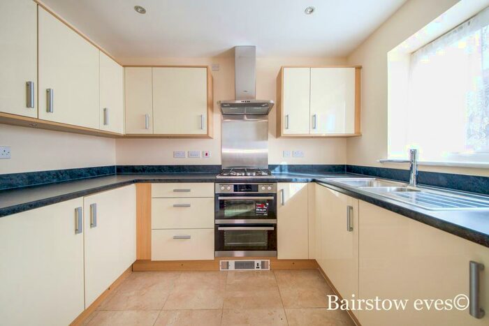 2 Bedroom House To Rent In Stephens Close Harold Hill, RM3