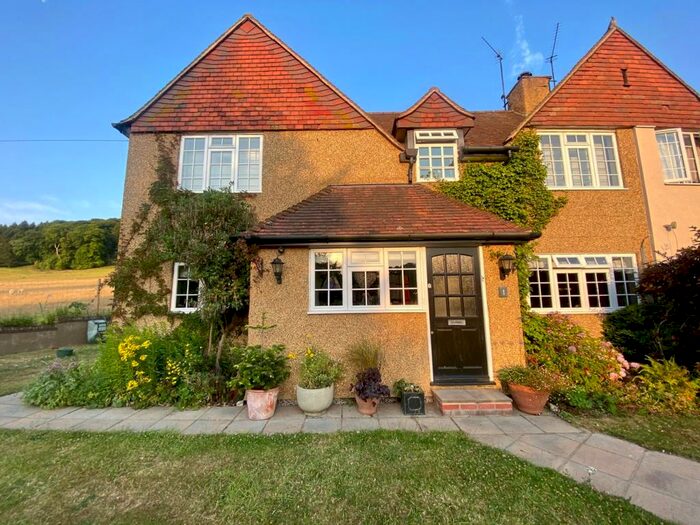 4 Bedroom Semi-Detached House For Sale In Hambleden, Buckinghamshire, Henley-On-Thames, RG9