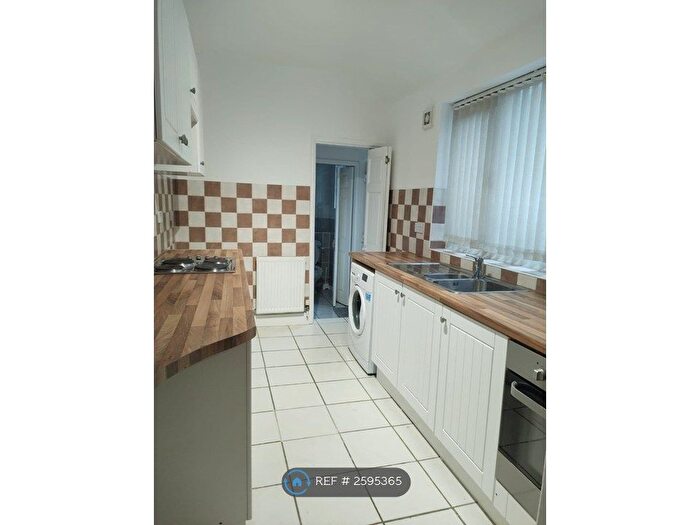 2 Bedroom Terraced House To Rent In London Road, Stoke-On-Trent, ST4