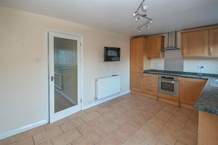 3 Bedroom End Of Terrace House For Sale In Albert Street, Warley, Brentwood, CM14