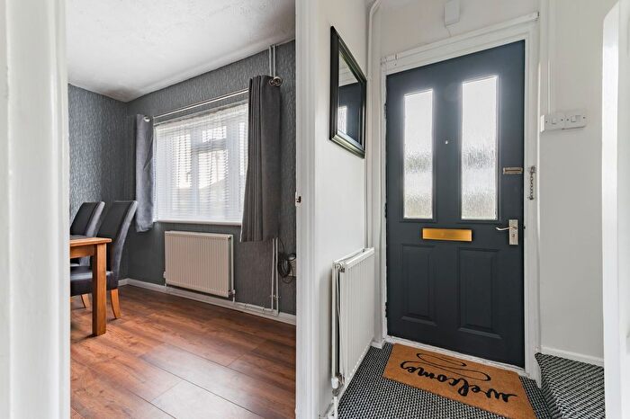 2 Bedroom Semi-Detached House For Sale In Queensway, Thetford, IP24
