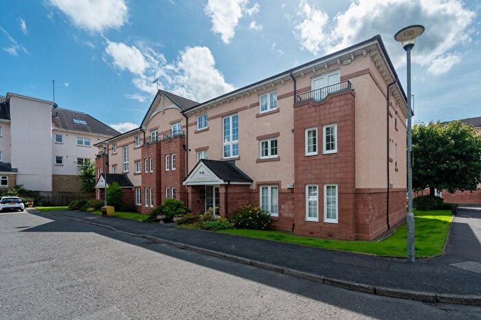 2 Bedroom Flat To Rent In Ellangowan Court, Milngavie, Glasgow, East Dunbartonshire, G62