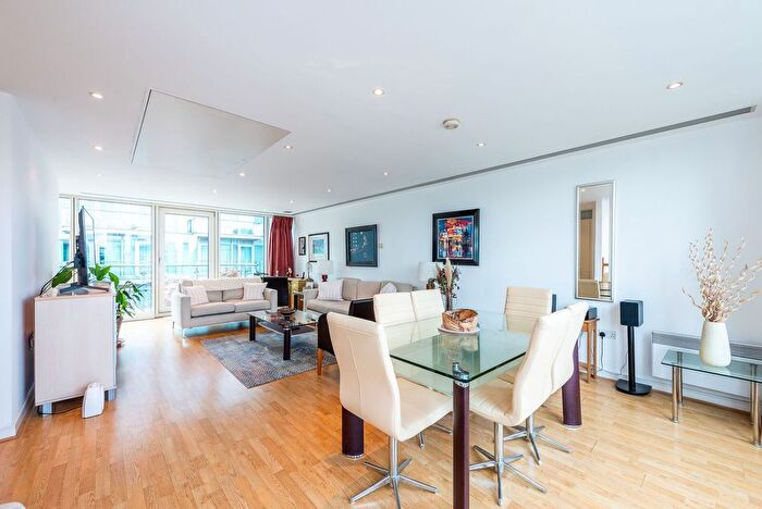 2 Bedroom Flat To Rent In Albert Embankment, Waterloo, London, SE1