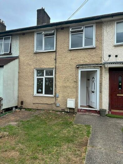 3 Bedroom Terraced House To Rent In Bromhall Road, Dagenham, RM9