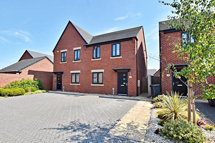 2 Bedroom Semi-Detached House For Sale In Swallow Gate, Saxilby, Lincoln, LN1