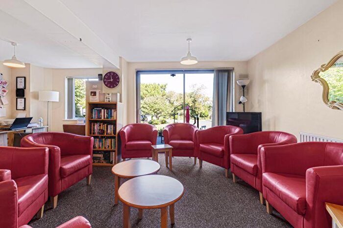 1 Bedroom Retirement Property For Sale In The Park, Sidcup, DA14