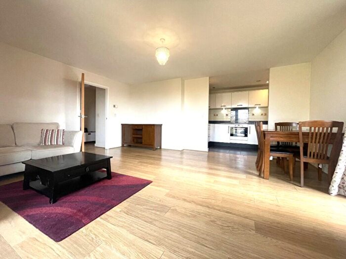 3 Bedroom Apartment To Rent In Pulse Development, Colindale, NW9