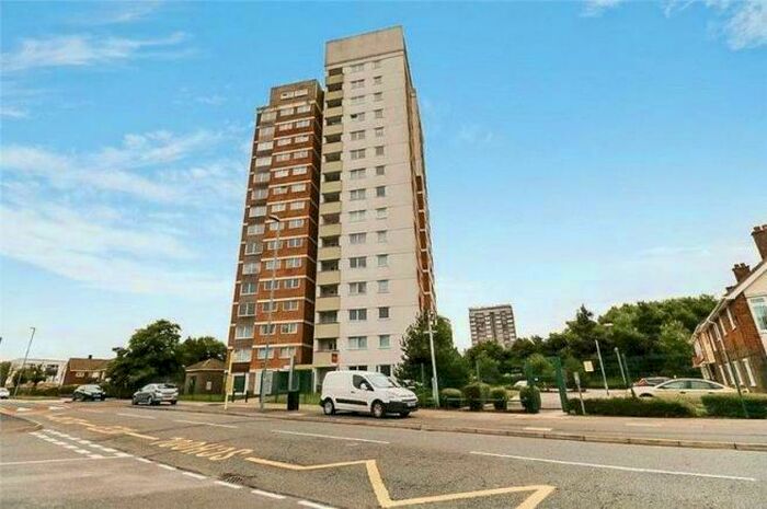2 Bedroom Flat To Rent In Willow Rise, Kirkby, L33