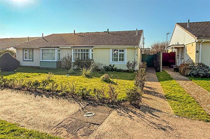 2 Bedroom Bungalow For Sale In Middle Mead, Littlehampton, West Sussex, BN17