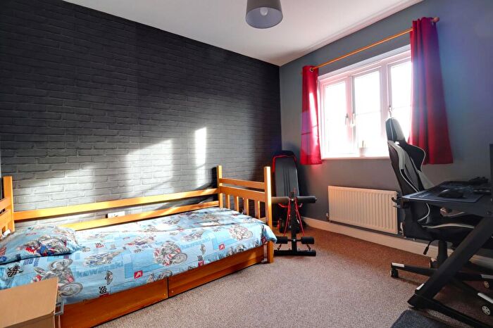 4 Bedroom Detached House For Sale In Swansmoor Drive, Hixon, ST18