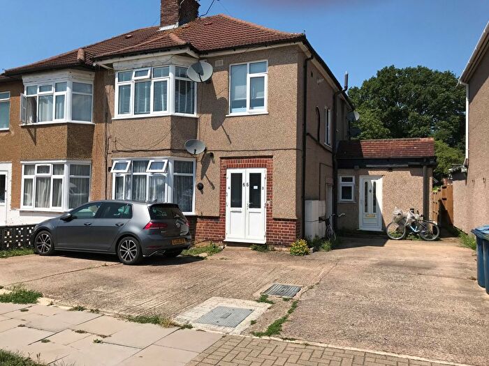 1 Bedroom Flat To Rent In Pinner Park Avenue, Harrow, HA2