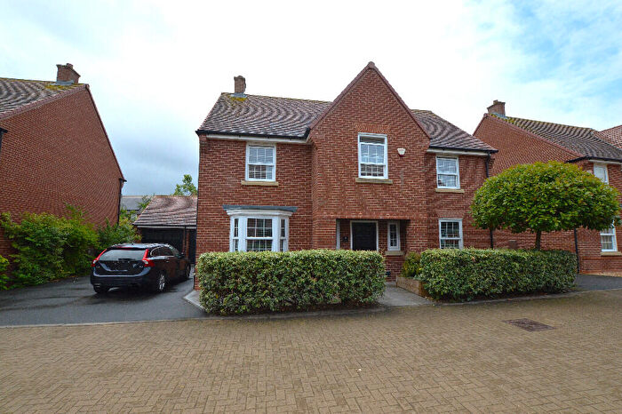4 Bedroom Detached House For Sale In Little Beanhills, Marston Park, MK43
