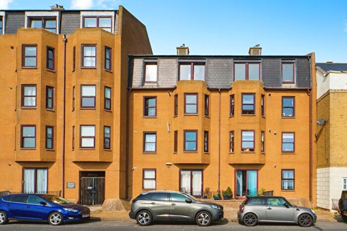 2 Bedroom Apartment For Sale In The Marina, Deal, CT14