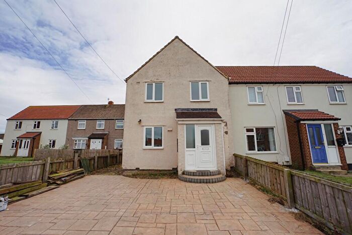 3 Bedroom Semi-Detached House To Rent In Fair View, West Rainton, Houghton-le-Spring, DH4