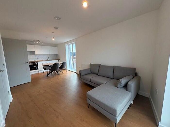 1 Bedroom Apartment To Rent In Deansgate Gardens, BL1