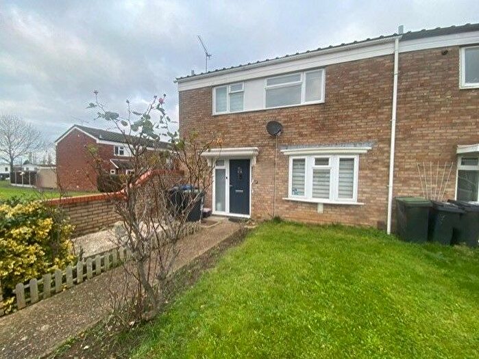 3 Bedroom End Of Terrace House To Rent In Roundhills, Waltham Abbey, EN9