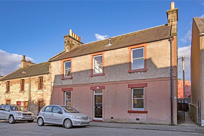 2 Bedroom Flat To Rent In Croft Street, Penicuik, Midlothian, EH26