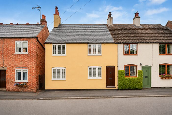 3 Bedroom End Of Terrace House For Sale In The Green, Lilbourne, Rugby, CV23