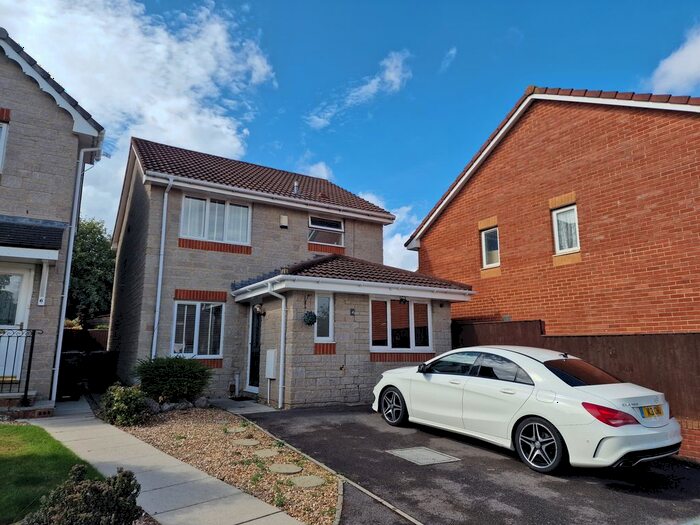 4 Bedroom Property To Rent In Bampton Croft, Emersons Green, Bristol, BS16