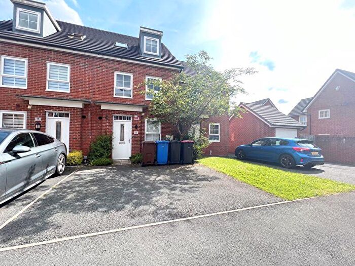 4 Bedroom Terraced House To Rent In Sillavan Close, Manchester, M27