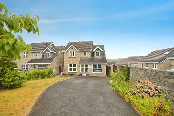 4 Bedroom Detached House For Sale In Homestead Way, Chapel-En-Le-Frith, High Peak, Derbyshire, SK23
