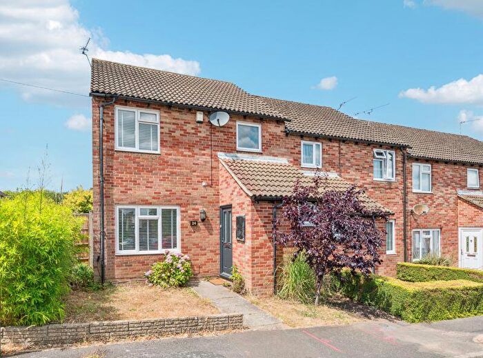 3 Bedroom Terraced House For Sale In Marlow, SL7