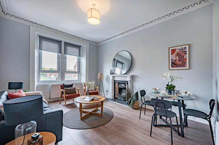 2 Bedroom Flat For Sale In Flat /, Roslea Drive, Dennistoun, Glasgow, G31
