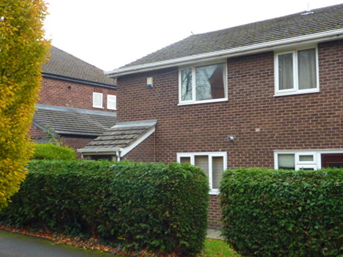1 Bedroom Apartment To Rent In Powis Road, Ashton-on-ribble, Preston, PR2