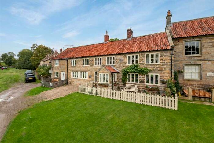 4 Bedroom House For Sale In Quaker Cottage, Hutton-le-hole, York, North Yorkshire YO62