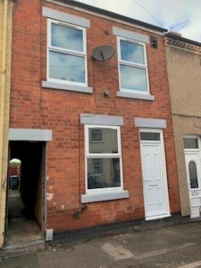 3 Bedroom Terraced House To Rent In Newton Street, Mansfield, NG18
