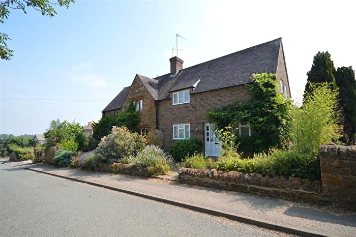 3 Bedroom Cottage To Rent In Little Brington, Northampton, NN7
