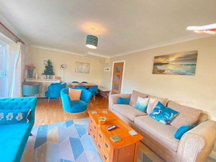 3 Bedroom End Of Terrace House To Rent In Western Drive, Wooburn Green, High Wycombe, Buckinghamshire, HP10