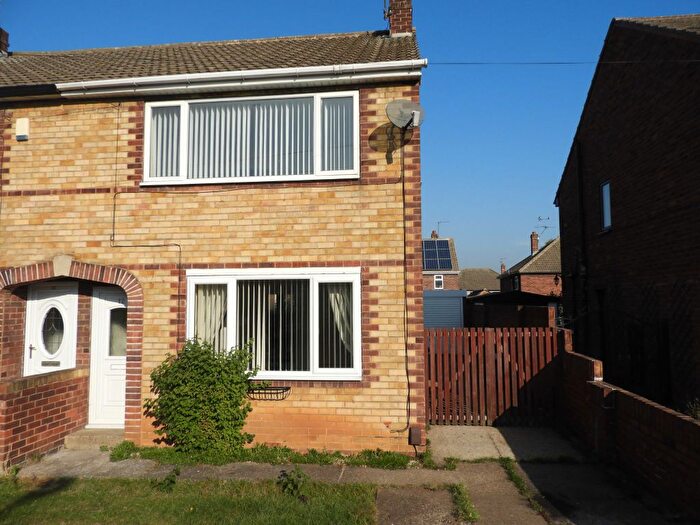 3 Bedroom Semi-Detached House To Rent In Glastonbury Gate, Scawsby, Doncaster, DN5